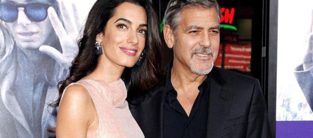 George Clooney recibió un gran homenaje por su carrera actoral en compañía de su esposa Amal Ramzi. - com.au George Clooney recibió un gran homenaje por su carrera actoral en compañía de su esposa Amal Ramzi. - com.au