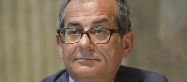 Parole tranquillizzanti per i mercati dal ministro Tria (intervistato dal Corriere della Sera). Parole tranquillizzanti per i mercati dal ministro Tria (intervistato dal Corriere della Sera).