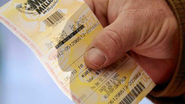 Un commerciante ha restituito al legittimo proprietario il biglietto vincente da un milione di dollari