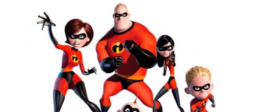 'Incredibles 2' is already generating positive reviews from critics, according to Rotten Tomatoes. [Image via Disney-Pixar/YouTube]
