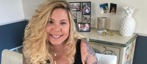 Kailyn Lowry poses for a solo shot. [Image source: Kailyn Lowry - Instagram]