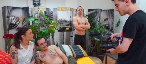 ¿La foto de la pareja economista con Jordi indica su entrada al mundo porno? ¿La foto de la pareja economista con Jordi indica su entrada al mundo porno?