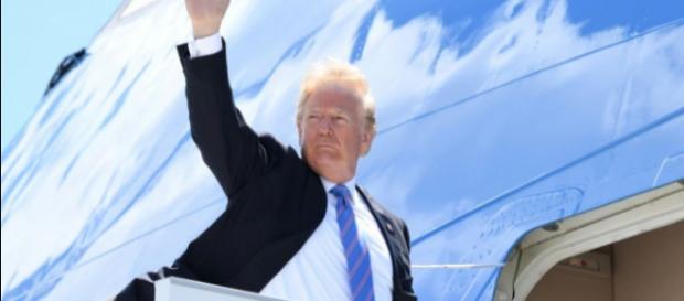 Trump se félicite du succès du sommet de Singapour Trump se félicite du succès du sommet de Singapour