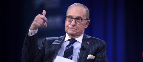 Larry Kudlow suffers mild heart attack days after G-7 summit. - [Image source: Gage Skidmore - Flickr]