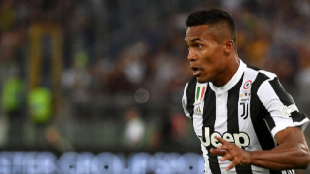 Chelsea still chasing £50M Juventus left-back Alex Sandro - talkchelsea.net