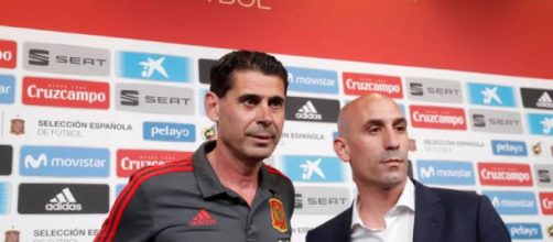 Fernando hierro afirma mantener el esquema de Lopetegui para el debut de España