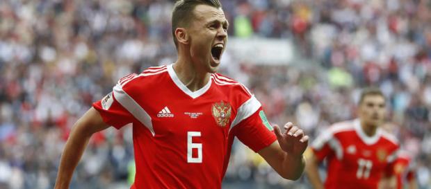 Denis Cheryshev freut sich über sein Tor. Denis Cheryshev freut sich über sein Tor.