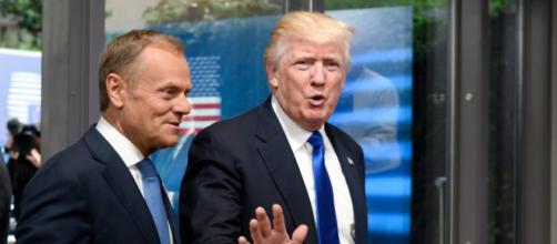 Donald Tusk con Donald Trump / AFP PHOTO / THIERRY CHARLIER
