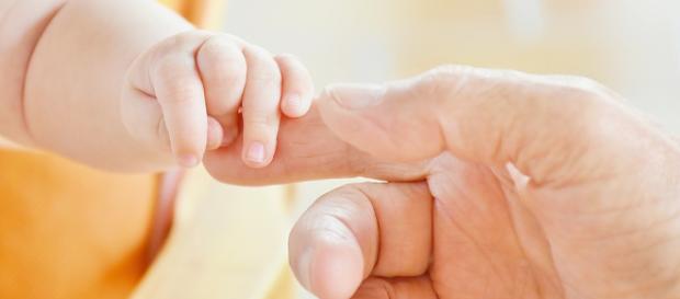 Ein Baby bedeutet Veränderung. Eine wunderschöne Aufgabe mit vielen seelischen Wachstumsmöglichkeiten. Ein Baby bedeutet Veränderung. Eine wunderschöne Aufgabe mit vielen seelischen Wachstumsmöglichkeiten.