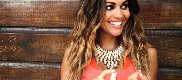 Supervivientes 2018: Lara Álvarez regresó nostálgica y glamurosa al plató Supervivientes 2018: Lara Álvarez regresó nostálgica y glamurosa al plató