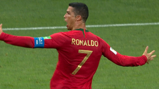Cristiano Ronaldo esulta dopo un gol