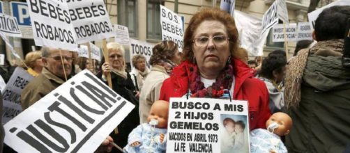 Primer juicio de bebés robados en España y el Dr. Vela debería sentarse en el banquillo