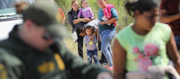 Aux Etats-Unis, près de 2000 enfants séparés de leurs parents ... - liberation.fr Aux Etats-Unis, près de 2000 enfants séparés de leurs parents ... - liberation.fr