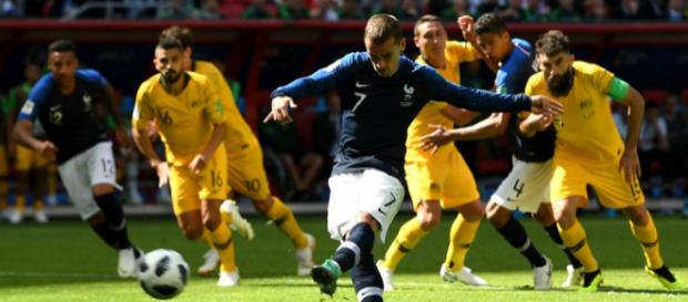 VAR en el Mundial: estreno exitoso en el Francia-Australia VAR en el Mundial: estreno exitoso en el Francia-Australia