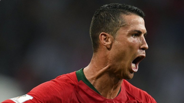 Un message codé à Messi? L'étrange geste de Ronaldo après son 1er ... - sputniknews.com