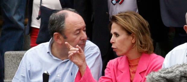 Agatha Ruiz de la Prada tiene una nueva pareja, Luis Miguel Rodríguez 'El chatarrero' Agatha Ruiz de la Prada tiene una nueva pareja, Luis Miguel Rodríguez 'El chatarrero'