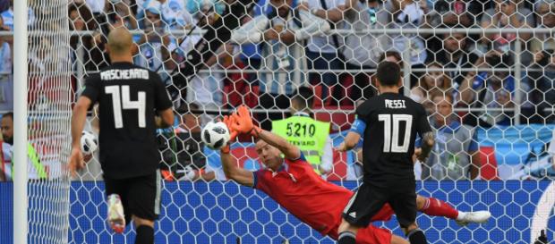 Islandiaempata contra Argentina en un gran debut en el Mundial Islandiaempata contra Argentina en un gran debut en el Mundial