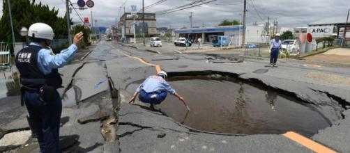 Un fort séisme, de magnitude 6,3 vient de frapper la région d'Osaka au Japon