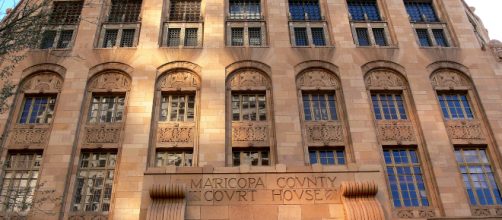 Maricopa County Court House in Arizona (Image source: Wars - WikiMedia Commons)