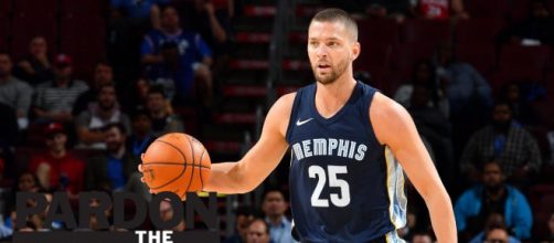 Memphis Grizzlies player Chandler Parsons could be part of a trade package that includes the No. 4 pick. [Image via ESPN/YouTube screencap]