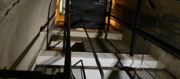 Cremona, guasto all'ascensore: pensionato decapitato Cremona, guasto all'ascensore: pensionato decapitato
