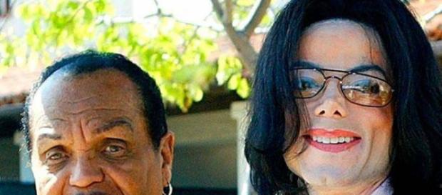 Fallece el padre de Michael Jackson a causa de un cáncer de páncreas Fallece el padre de Michael Jackson a causa de un cáncer de páncreas