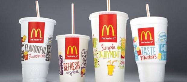Mc Donald's elimina le cannucce di plastica Mc Donald's elimina le cannucce di plastica