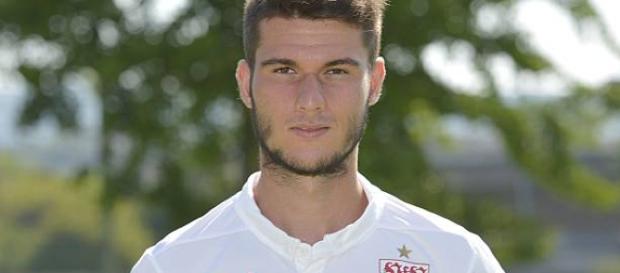 Stuttgart's midfielder Robin Yalcin poses during the team ... - gettyimages.ca Stuttgart's midfielder Robin Yalcin poses during the team ... - gettyimages.ca