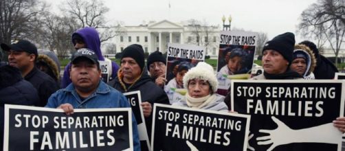 Activistas denuncian el drama de la separación familiar en la ... - latinxtoday.com