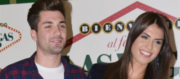 Sofía y Alejandro vuelven a distanciarse debido al supuesto ligue de este (Rumores) Sofía y Alejandro vuelven a distanciarse debido al supuesto ligue de este (Rumores)