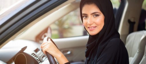 In Arabia Saudita dieci donne ottengono il diritto alla patente.