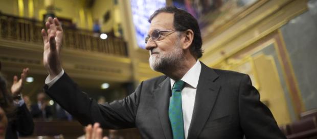 Entre bromas y memes los españoles comentan sobre la salía de Rajoy Entre bromas y memes los españoles comentan sobre la salía de Rajoy