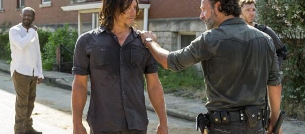 la despedida de Andrew Lincoln de parte de una de sus estrellas de la serie la despedida de Andrew Lincoln de parte de una de sus estrellas de la serie