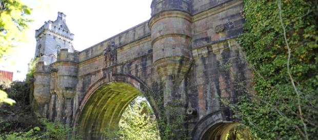 Scozia, il mistero dell'Overtoun Bridge di Milton | thesun.co.uk Scozia, il mistero dell'Overtoun Bridge di Milton | thesun.co.uk