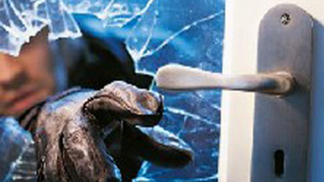 Arrestato nomade per furto in appartamento.