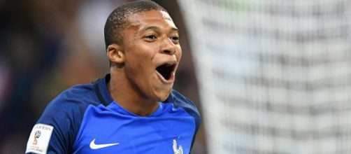 France/Pérou - Mbappé encore annoncé titulaire dans le 4-3-3 des Bleus - parisfans.fr