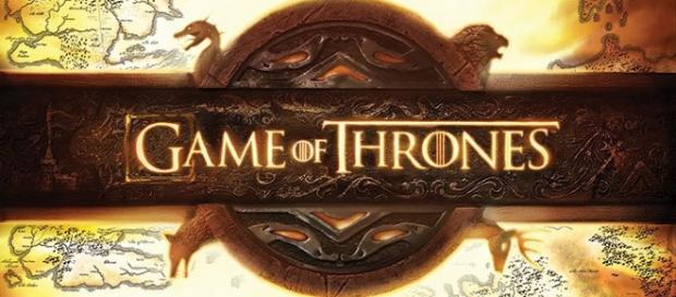 Juego de tronos (Game of Thrones en inglés) es una serie de televisión estadounidense de fantasía medieval, drama y aventuras. Juego de tronos (Game of Thrones en inglés) es una serie de televisión estadounidense de fantasía medieval, drama y aventuras.