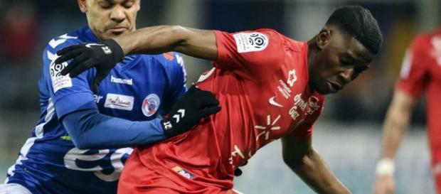 Mercato OM: Une nouvelle cible en défense - beinsports.com Mercato OM: Une nouvelle cible en défense - beinsports.com