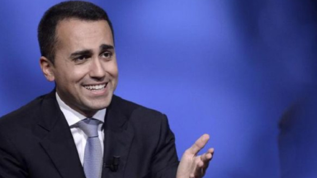 Luigi Di Maio a 'Porta a Porta' annuncia censimento su Pa e Rai.