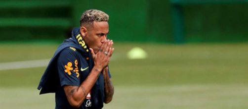 Alarma en Brasil: Neymar abandona el entrenamiento por dolor en el ... - laprensa.hn