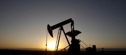 Opec: trovato l'accordo su aumento della produzione di Petrolio