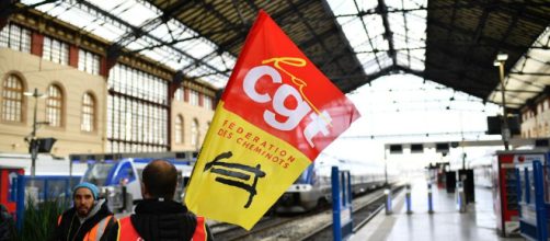 SNCF : la CGT veut poursuivre la grève en juillet - Libération - liberation.fr