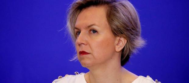Virginie Calmels, exclue de la direction des LR, interdite d'accès ... - ouest-france.fr Virginie Calmels, exclue de la direction des LR, interdite d'accès ... - ouest-france.fr