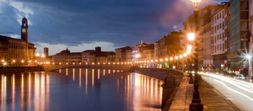 Nella foto il Lungarno Mediceo di Pisa.