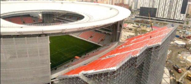 Coupe du Monde 2018 : les tribunes provisoires du stade Ekaterinbourg donnent le vertige aux supporters Coupe du Monde 2018 : les tribunes provisoires du stade Ekaterinbourg donnent le vertige aux supporters