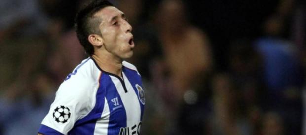 Julen Lopetegui scrute Hector Herrera de près lors de ce mercato estival. Julen Lopetegui scrute Hector Herrera de près lors de ce mercato estival.