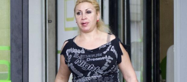 Raquel Mosquera se enfrenta a la enfermedad de su padre y a problemas financieros Raquel Mosquera se enfrenta a la enfermedad de su padre y a problemas financieros