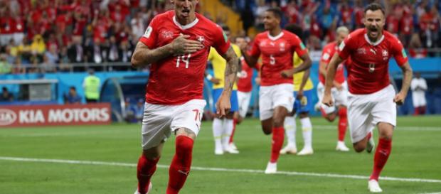 Sérvia busca vitória em cima da Suíça para tirar liderança do Brasil Sérvia busca vitória em cima da Suíça para tirar liderança do Brasil