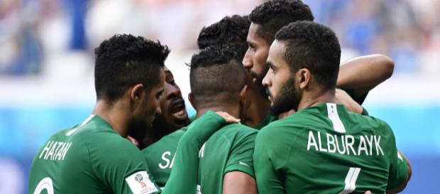 L'Arabie Saoudite a marqué le but de la victoire dans les derniers instants du match. L'Arabie Saoudite a marqué le but de la victoire dans les derniers instants du match.