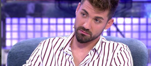 Alejandro Albalá demuestra no haber sido infiel a Sofía Suescun en el polígrafo de Sálvame Alejandro Albalá demuestra no haber sido infiel a Sofía Suescun en el polígrafo de Sálvame